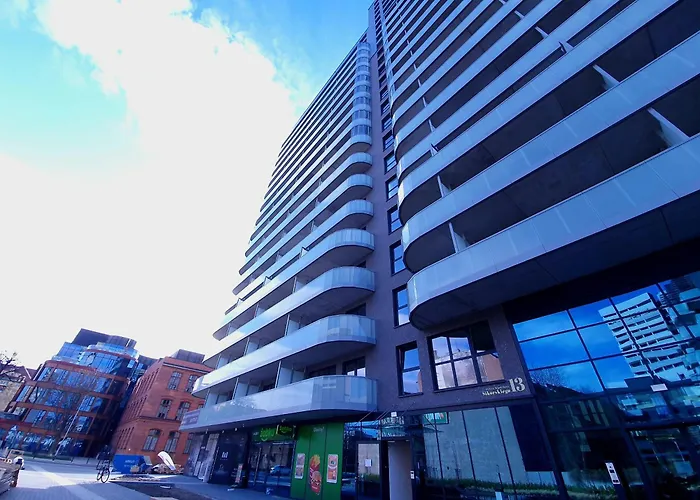 Prestige Quorum - Nad Odra - 16 Pietro * Wroclaw